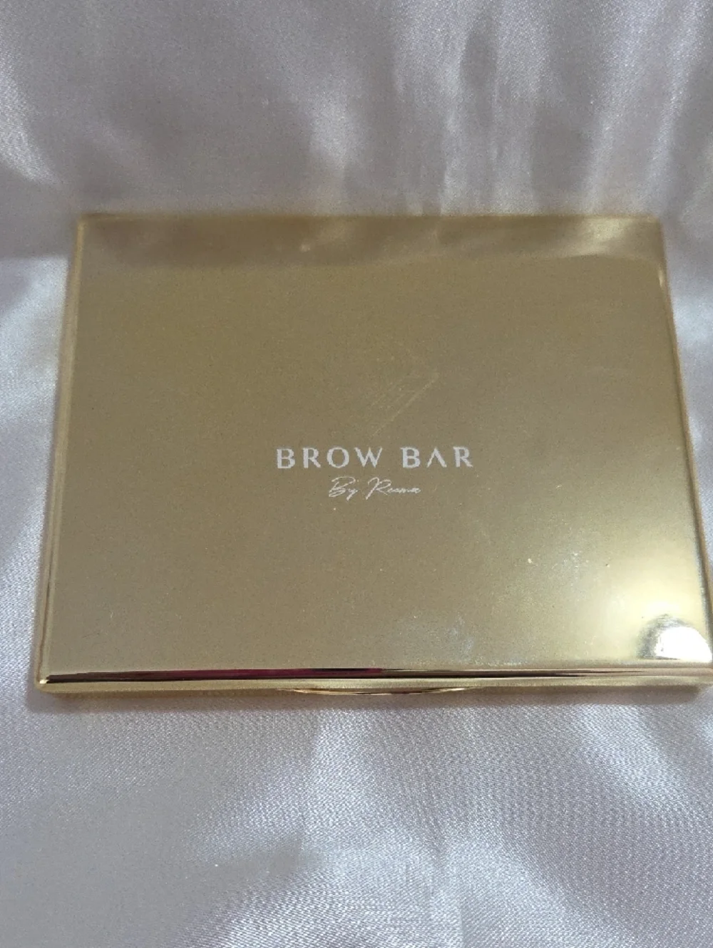 Face Kit Drama Queen Neutral & Warm Eyeshadow Palette in Bronze and Peach